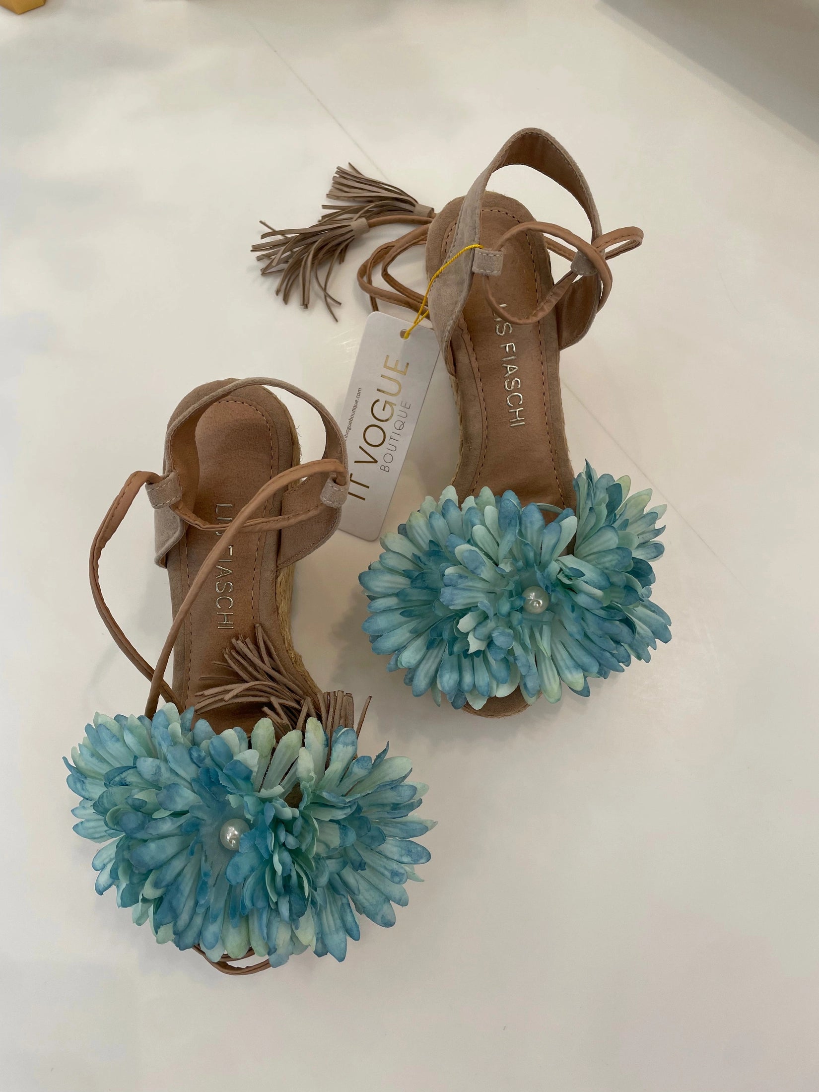 BLUE DAHLIA PLATFORMS