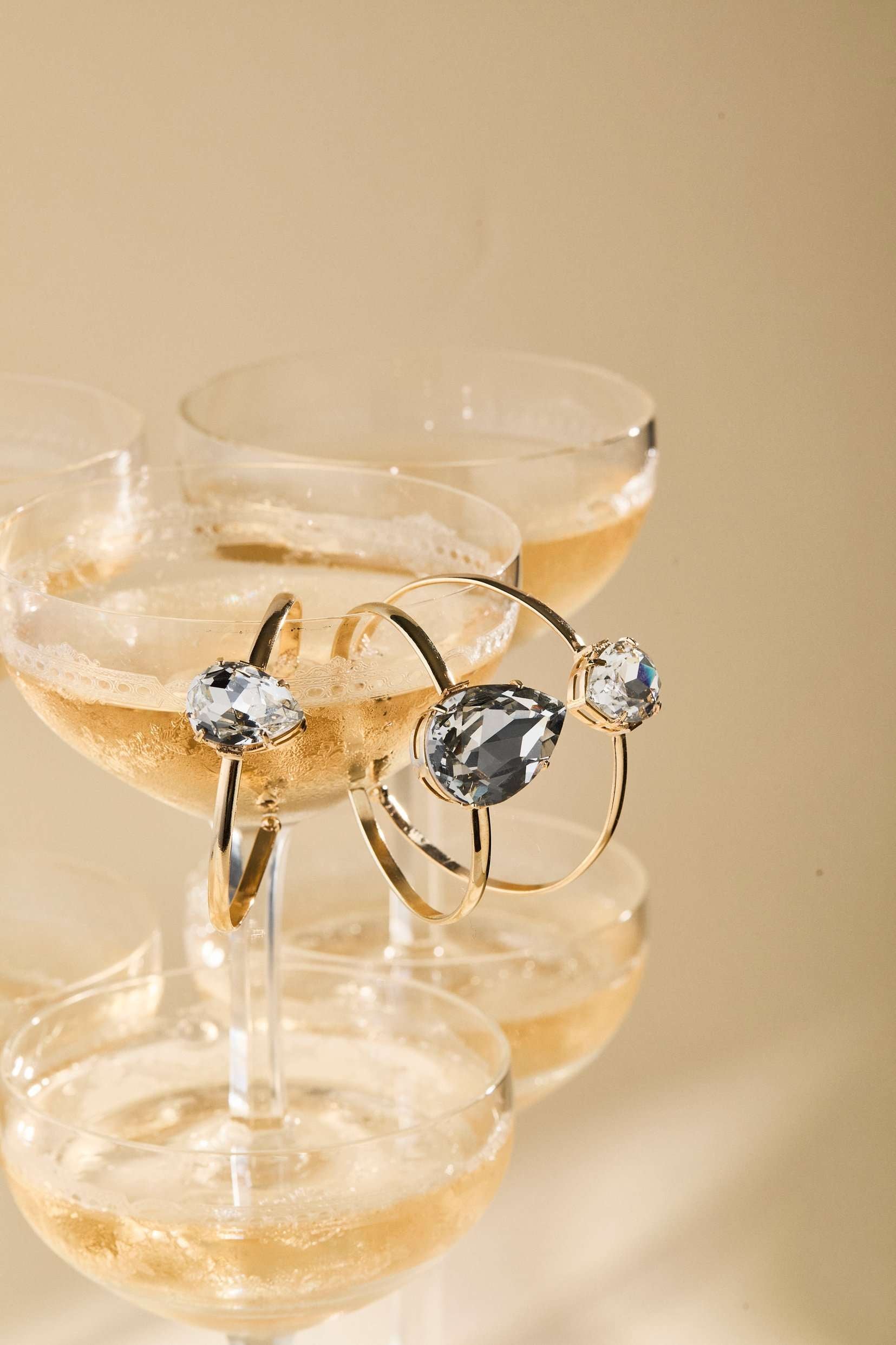 RB CRYSTAL STONE DROP BRACELET