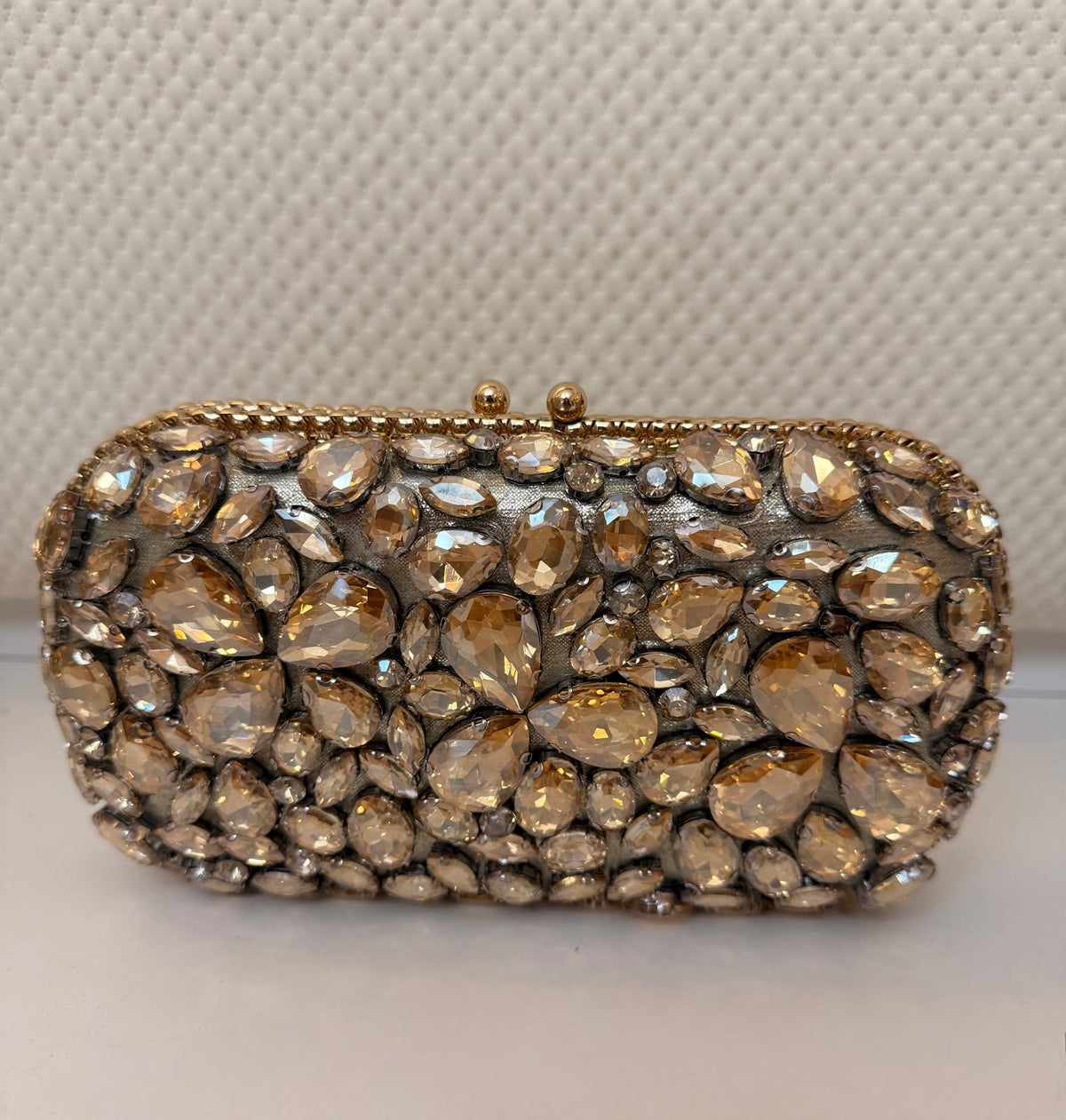 ITVOGUE RHINESTONE CLUTCH