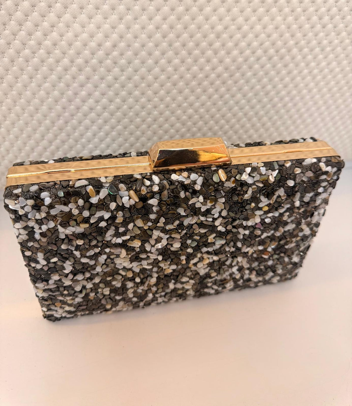ITVOGUE STONE CLUTCH