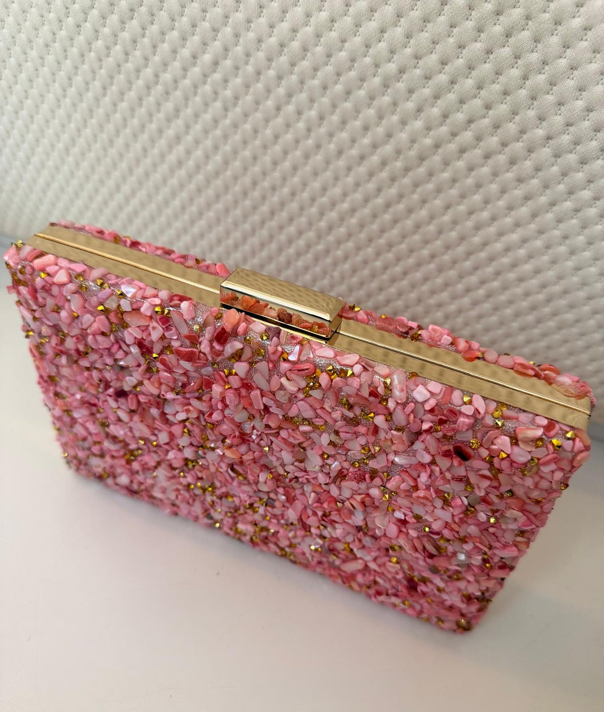 ITVOGUE STONE CLUTCH
