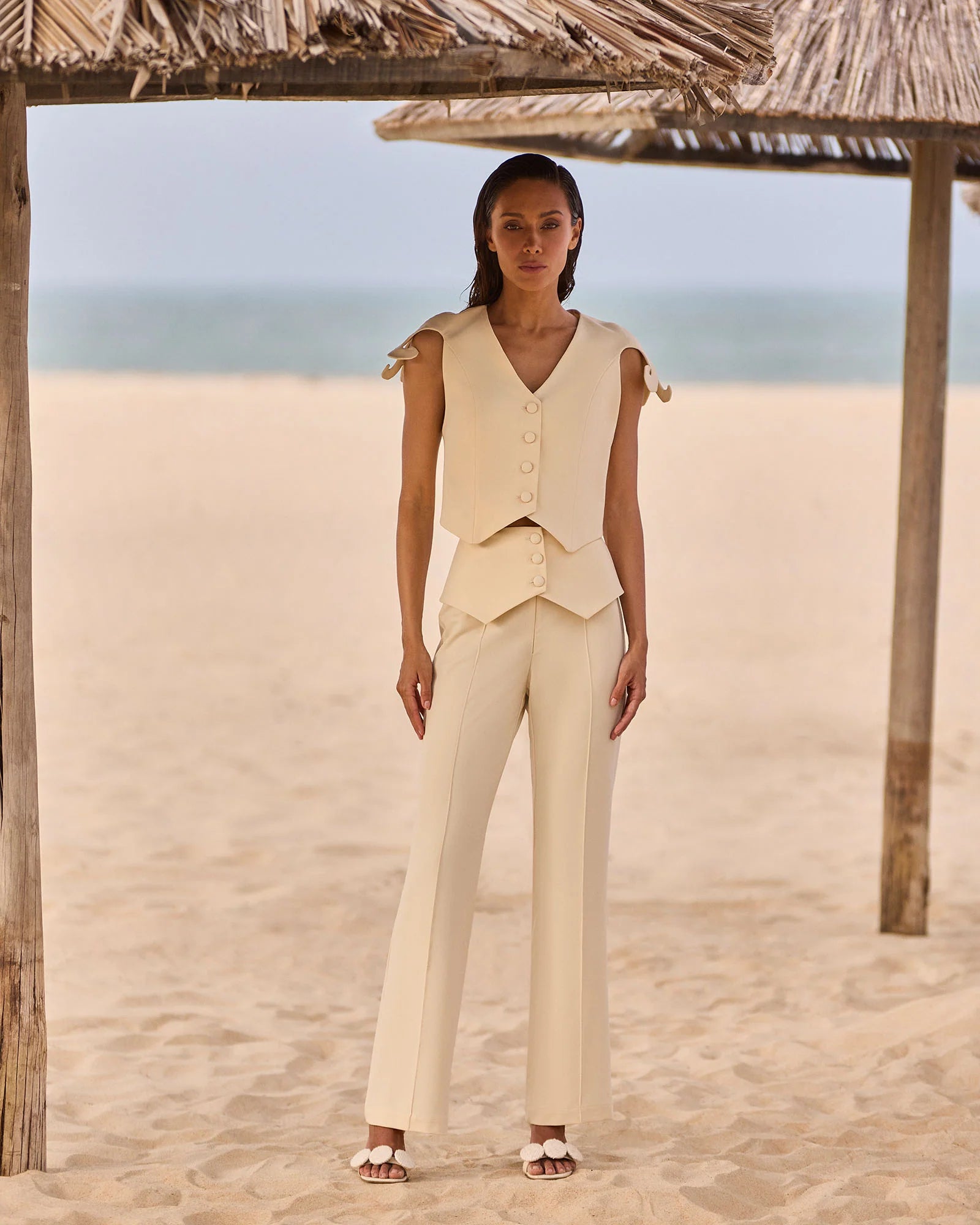 HL ARABESCO VEST VANILLA
