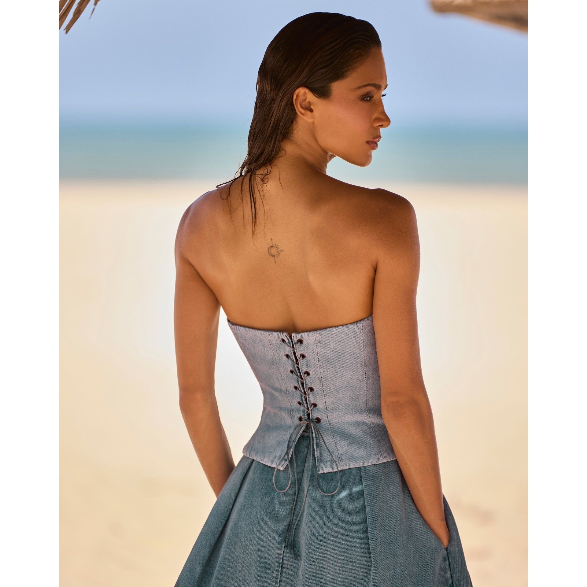 HL RECORTES JEANS CORSET