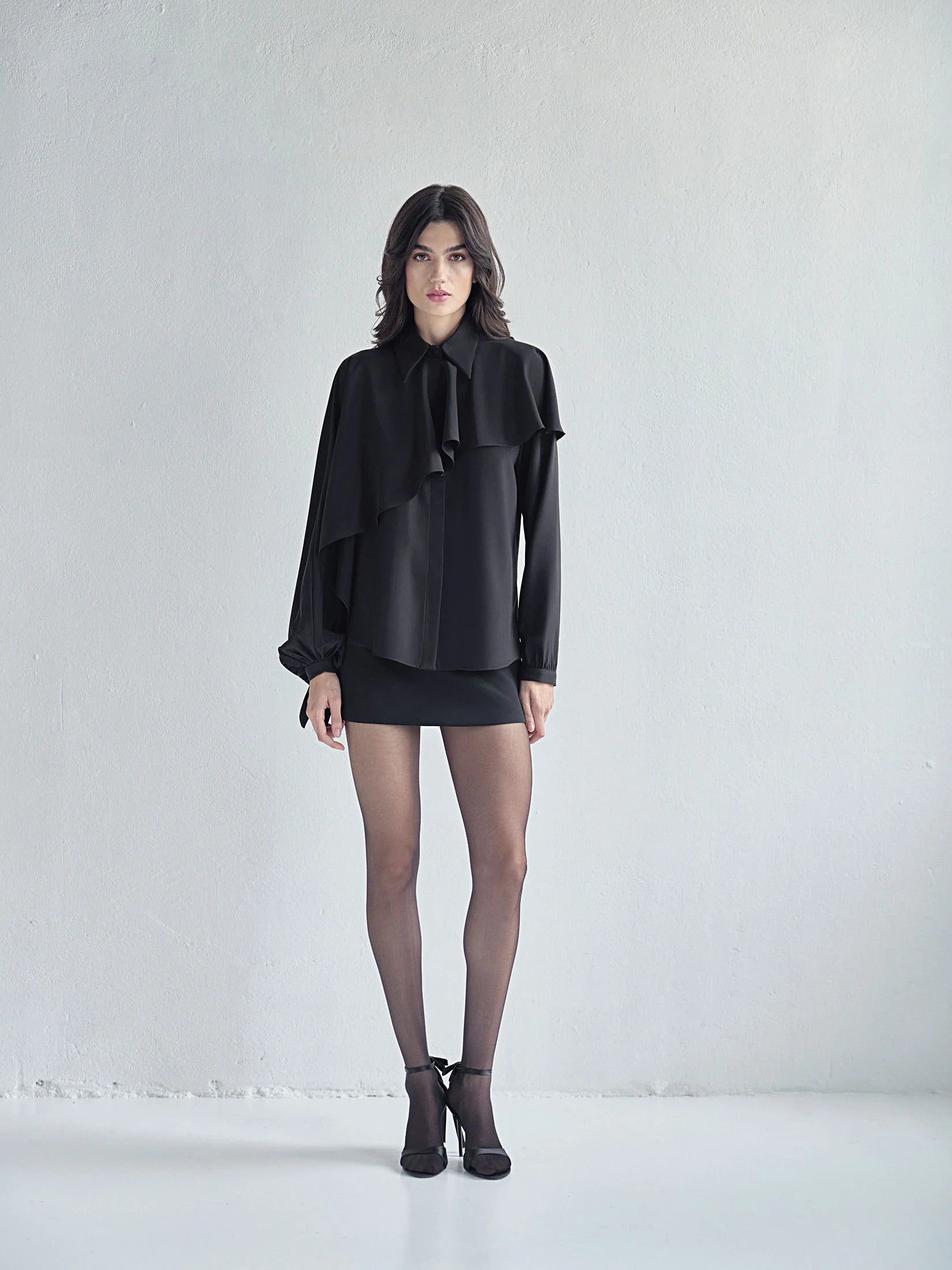 HL ESSECIAL SKIRT - BLACK