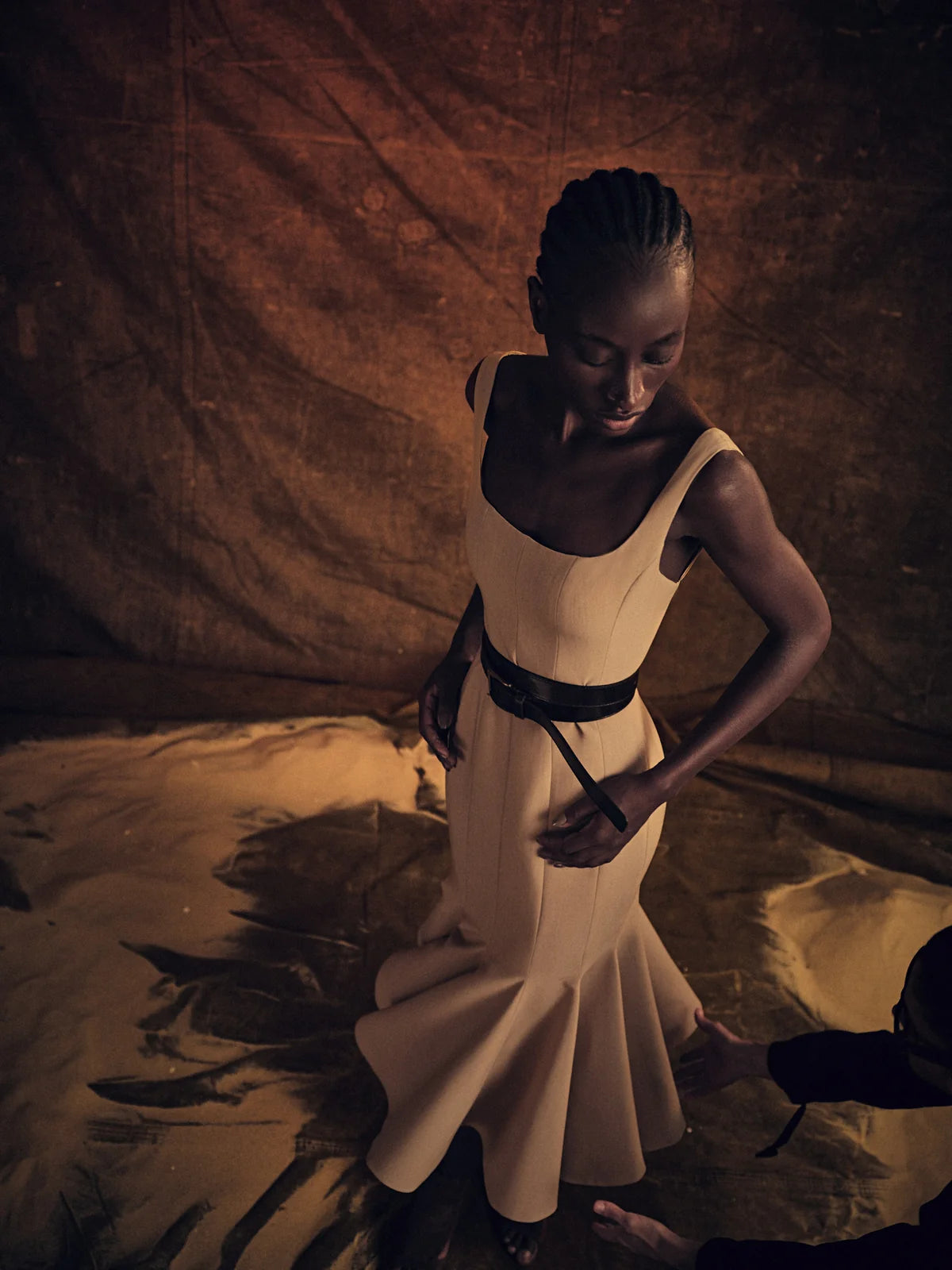 HL SILHOUETTE ATELIE DRESS