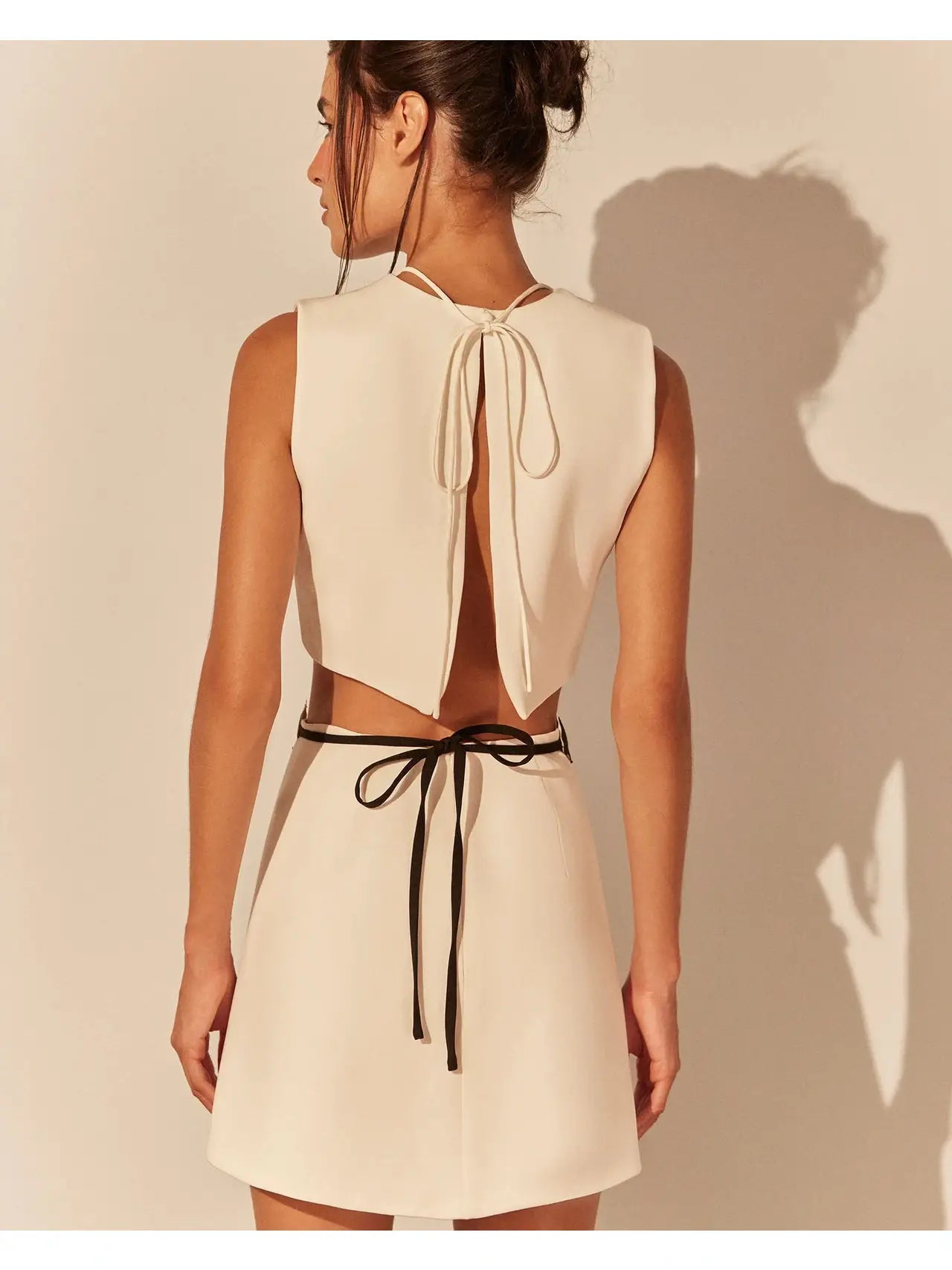 HL A SKIRT