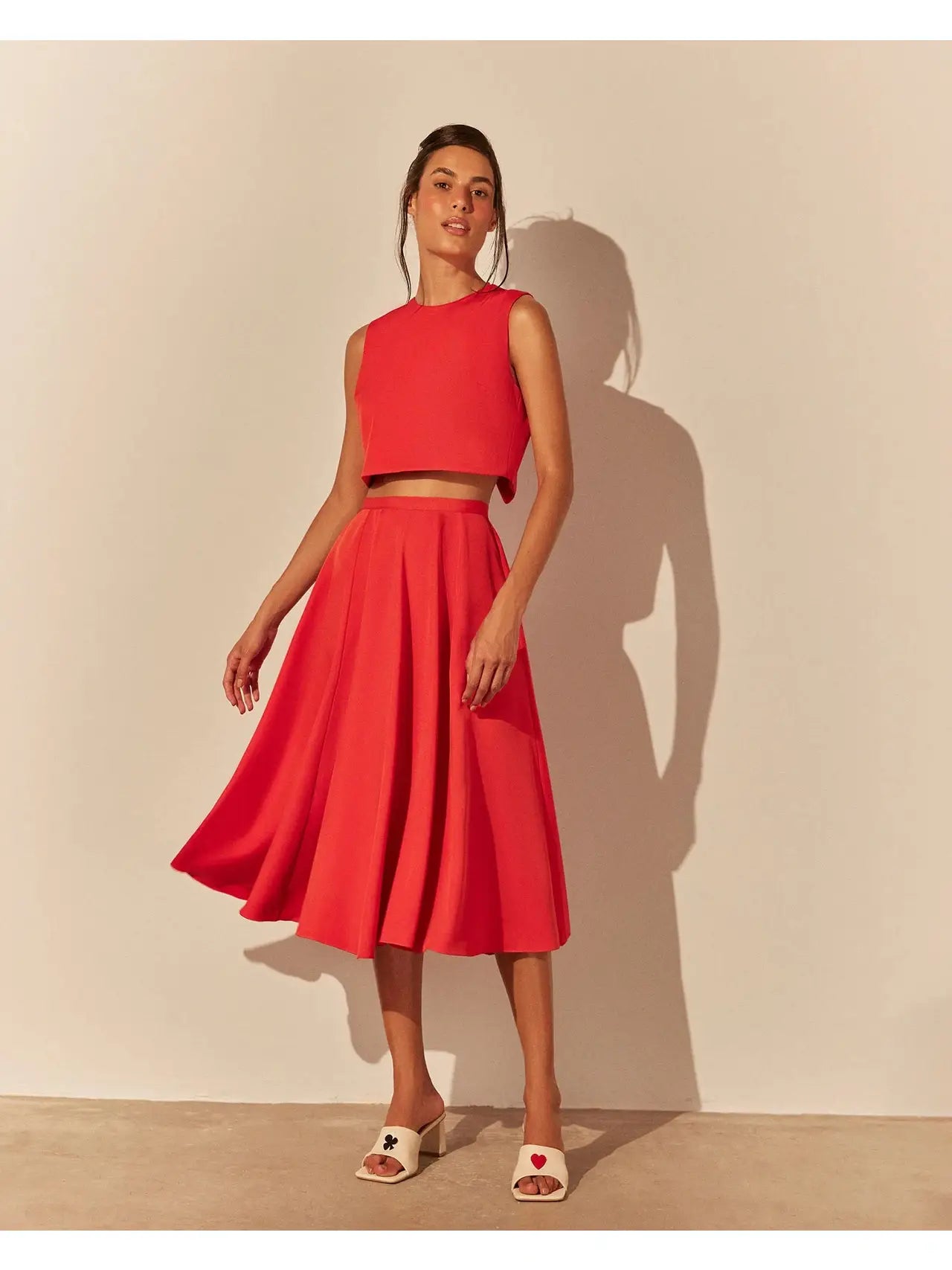 HL MIDI SKIRT FULL LOOK - RED