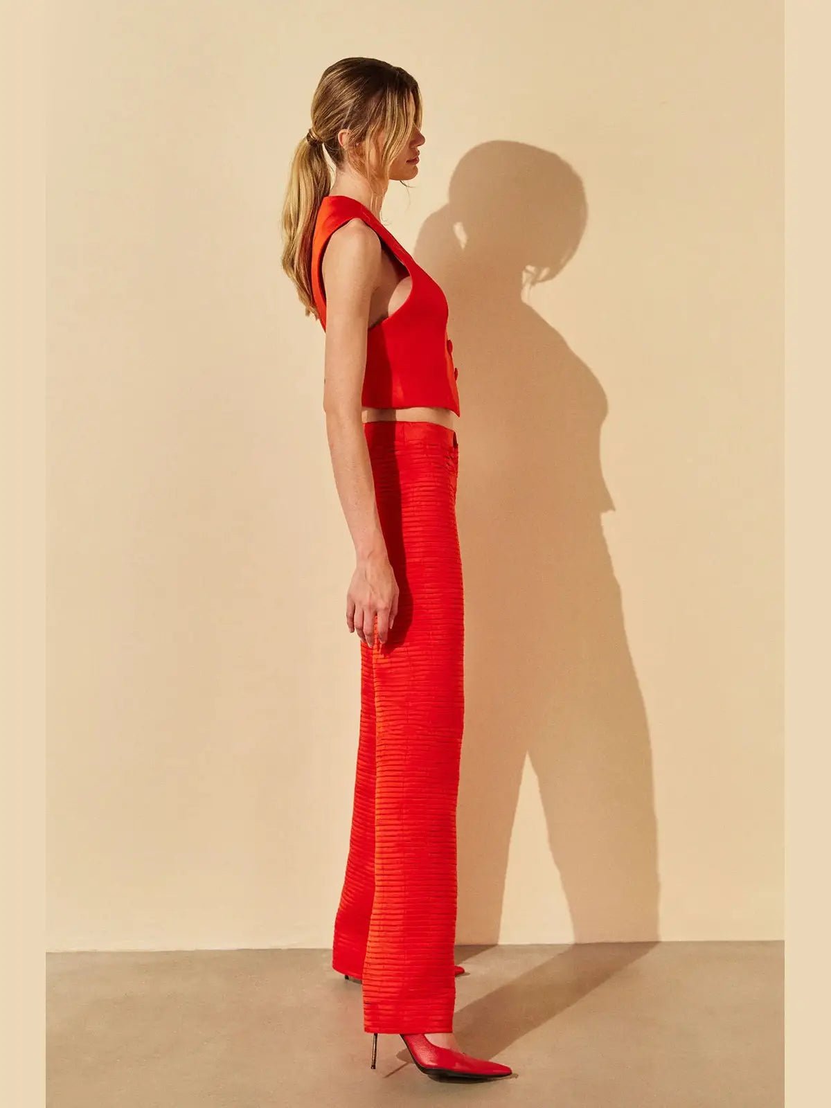 HL RED VEST