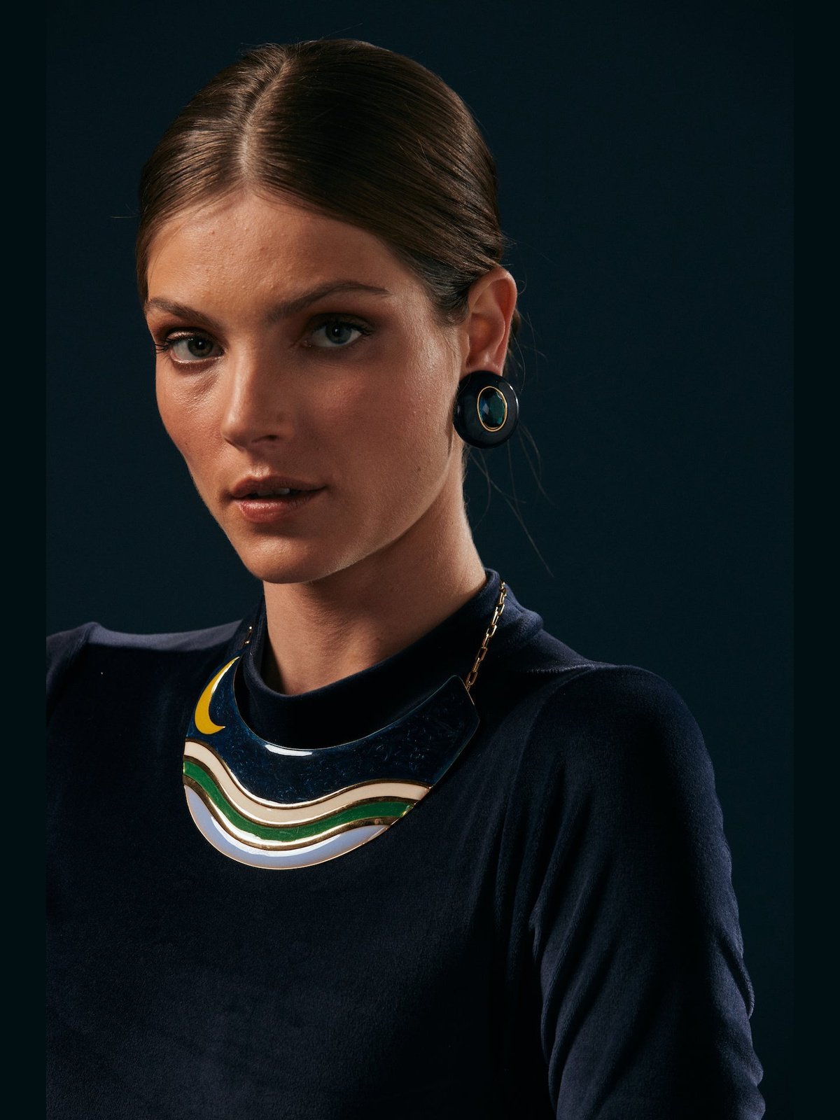 RB Tarsila Gold Moon Necklace