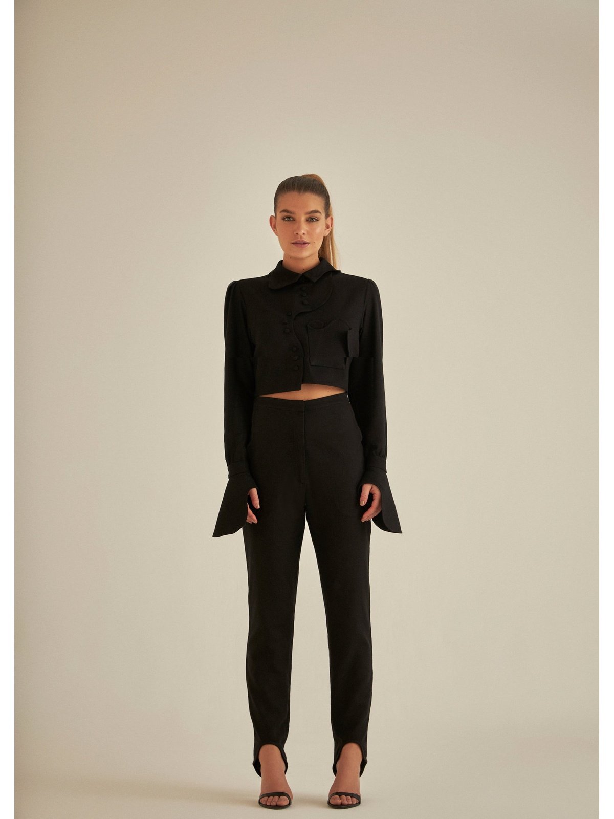 Linen Curved Pants-Black